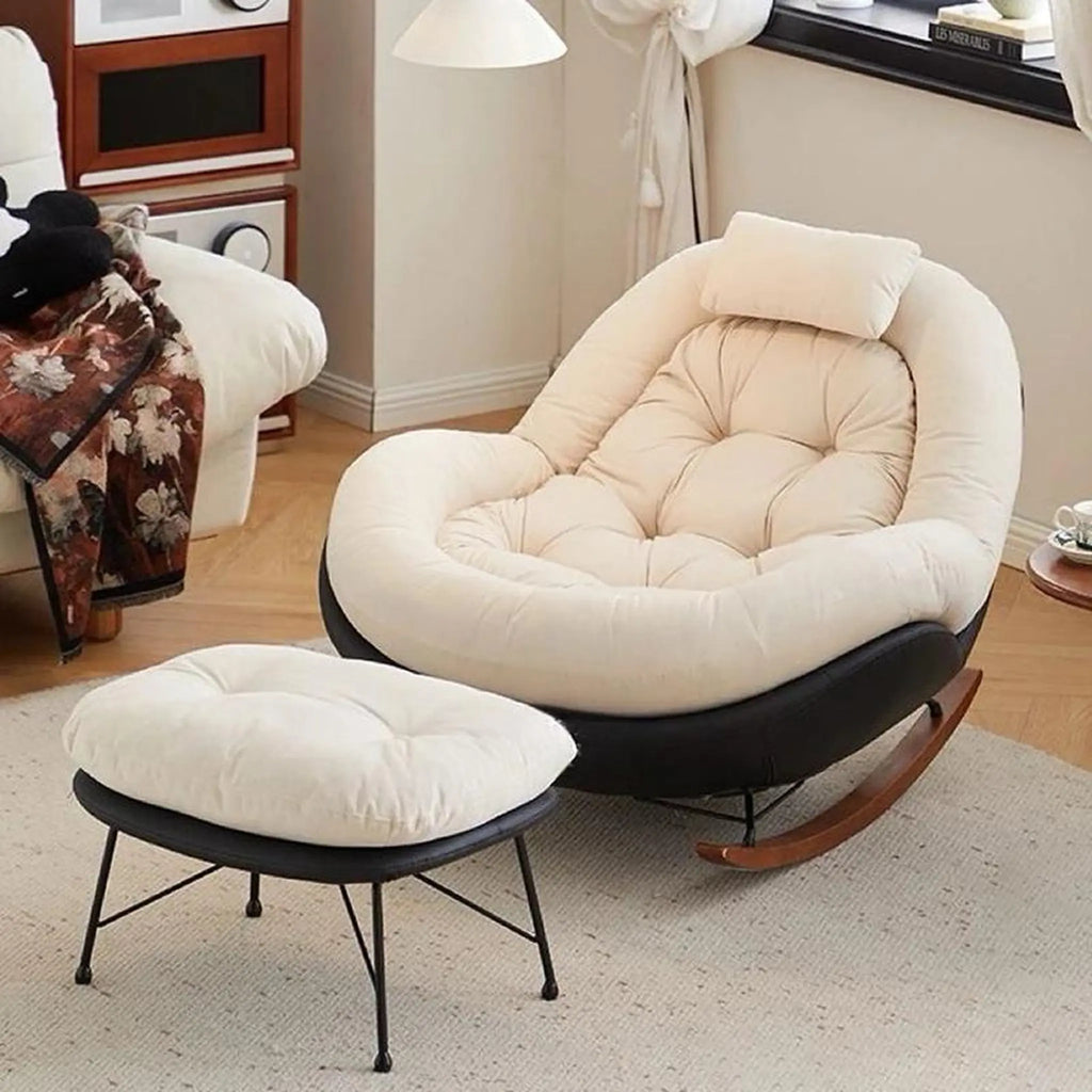 Fauteuil à bascule capitonné crème avec pouf