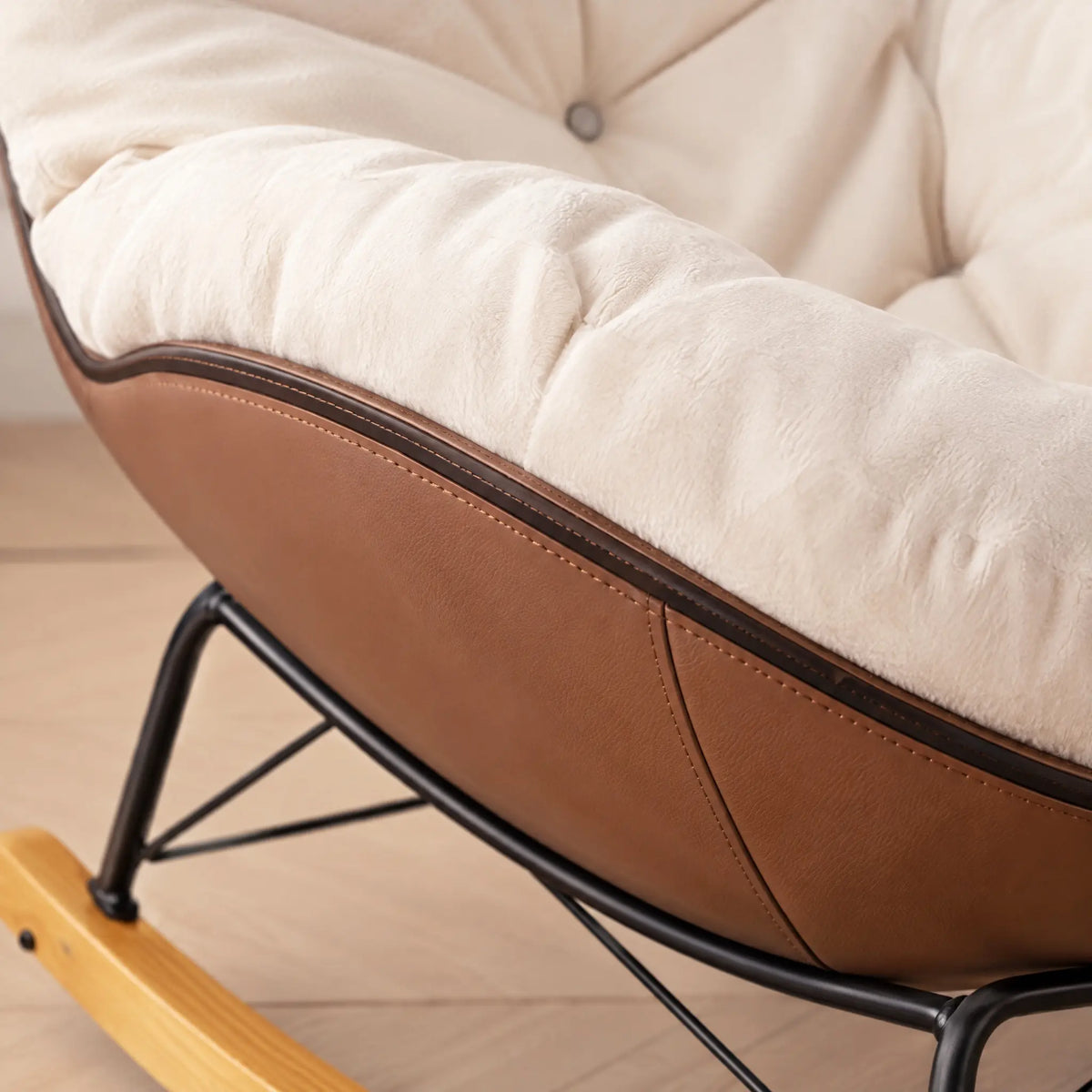Fauteuil à bascule coton blanc cassé avec repose-pieds